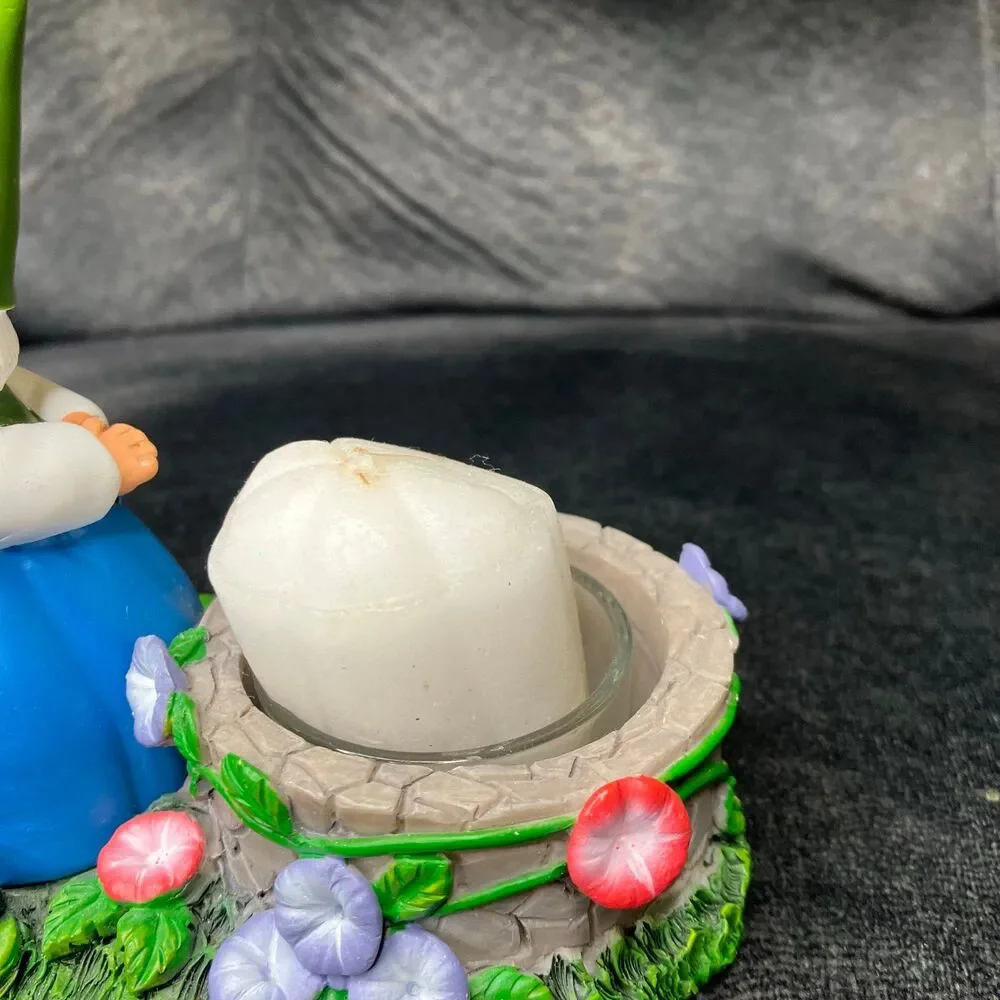 Yankee Candle, Garden Gnome, Kissing Couple Resin Tea Light Votive Candle Holder